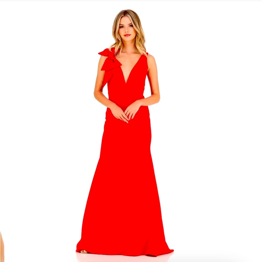 NWT- Mac Duggal Elegant Red Gown